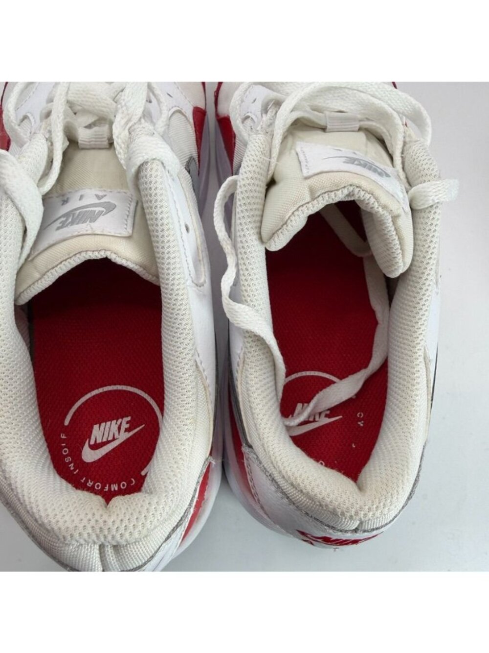 Nike Air Max White & Red Mens Size 10 Sneakers CW4555-107 - Picture 6 of 9